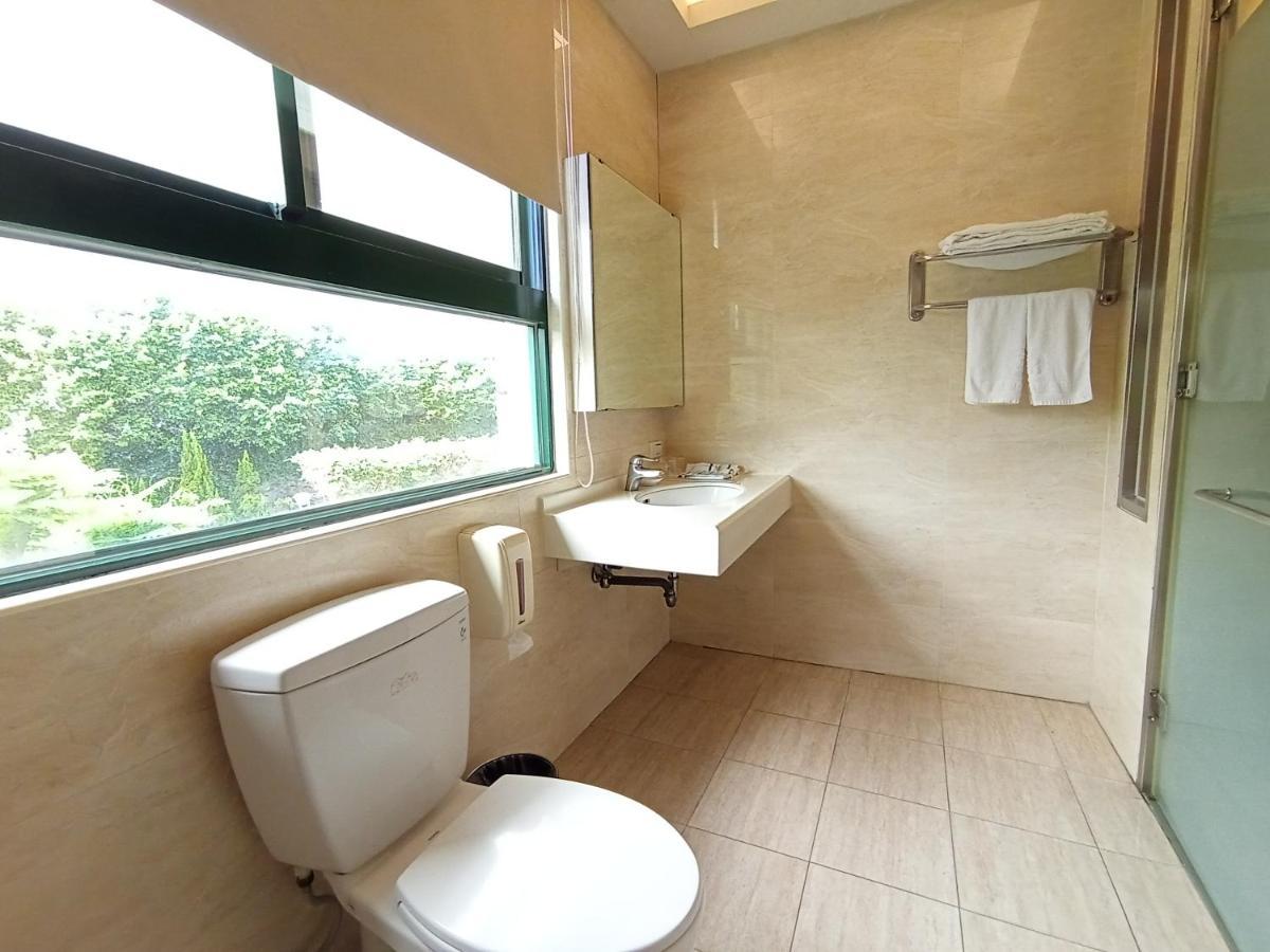 Jin Yong Quan Spa Hotspring Resort Wanli Exteriör bild
